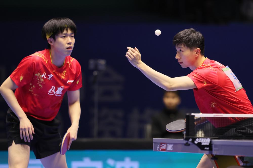 德甲战报：霍诺拉特体毛越位进球被吹，门兴0-0闷平RB莱比锡